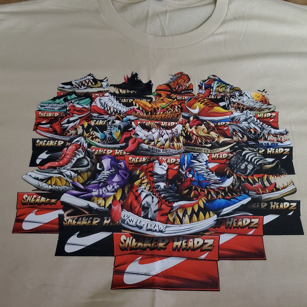 13 Sneakerheadz Cream Tee XL